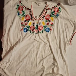 Amaryllis embroidered top
